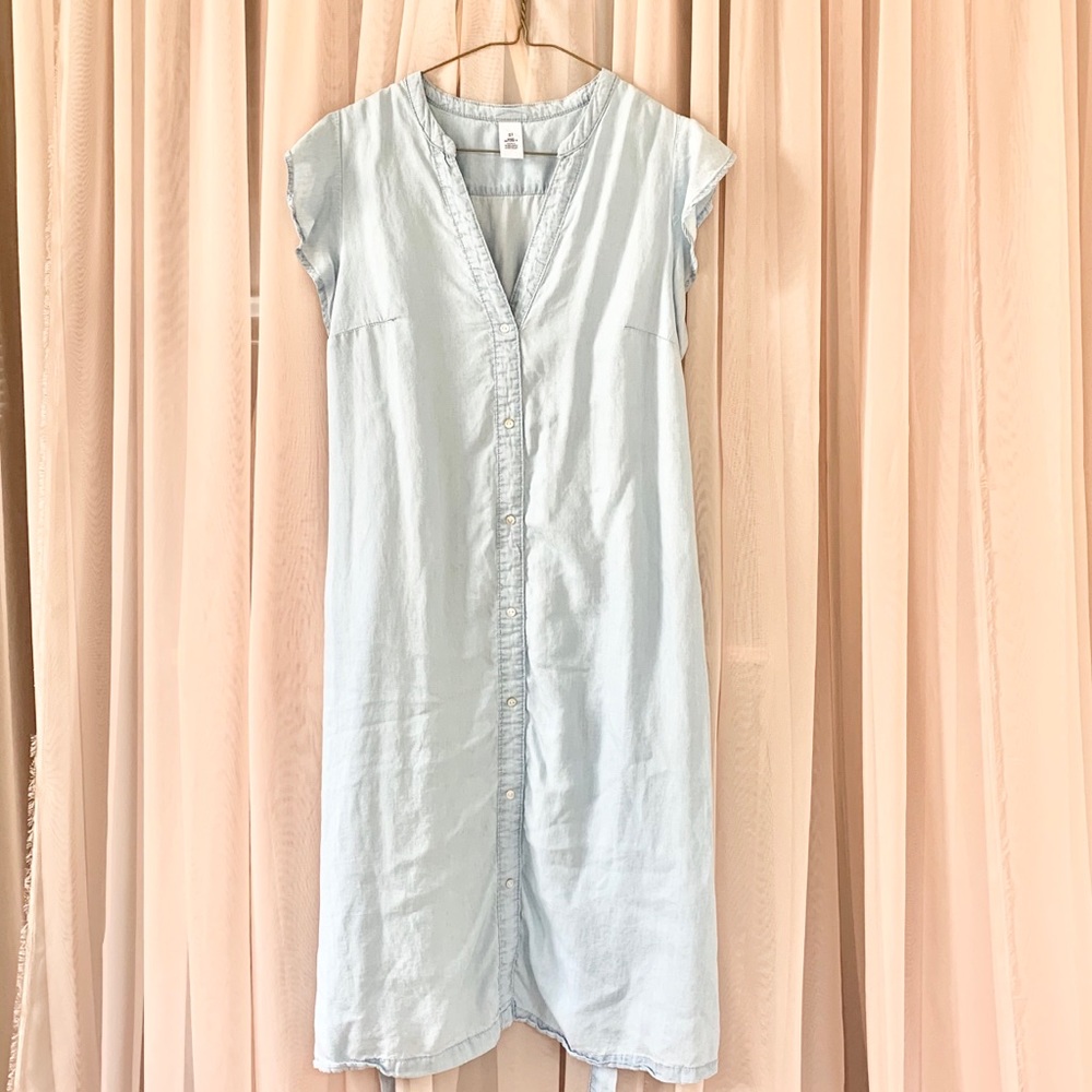EUC | H&M | MAMA Denim Dress Flutter Sleeves